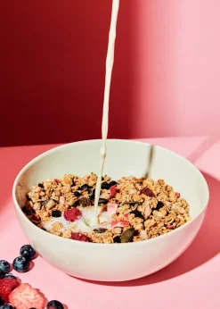 Crunchy Bio Beeren Granola 1 kg