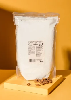 Teilentöltes Mandelmehl 1 kg